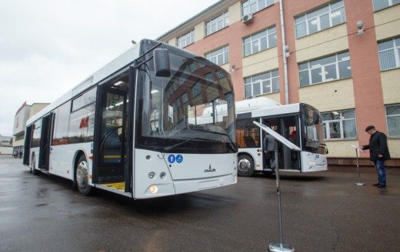 Автобус МАЗ 203