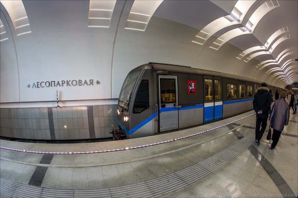 В Москве открыты две новые станции метро: Битцевский парк и Лесопарковая