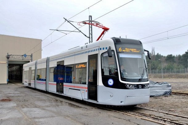 Польская компания PESA выпустила низкопольный трамвай для Москвы
