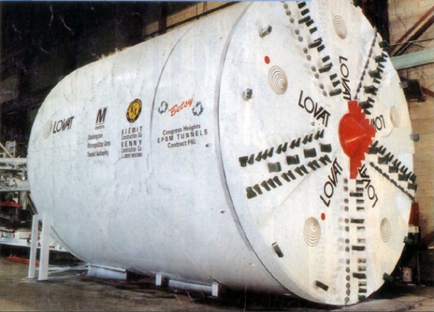 Минскметрострой будет строить тоннели механизированным щитом.