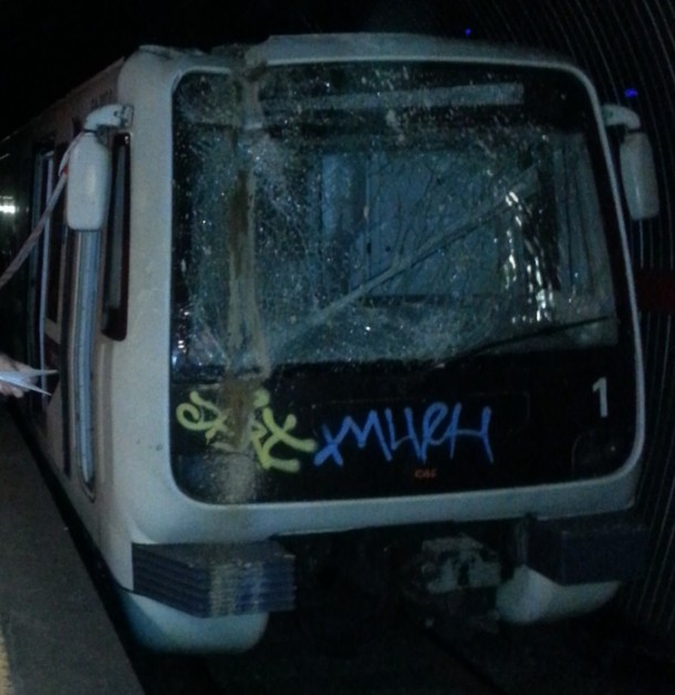 Свая пробила тоннель и состав Римского метрополитена