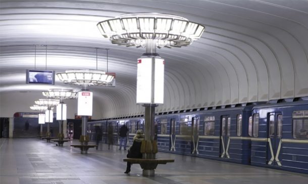 В минском метро парень заявил, что у друга в рюкзаке бомба