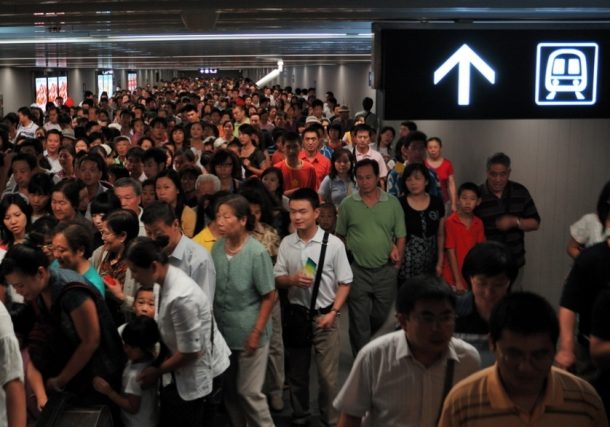 Метрополитен Пекина планирует ввести турникеты с функцией распознавания лиц