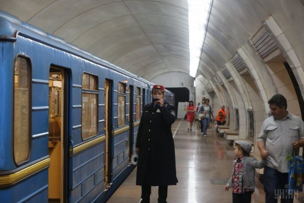 Метро в Харькове работает «в минус», все — из-за карточек: что будет с подземкой