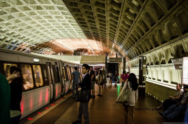 Вашингтонское метро теряет 400 тысяч долларов в день из-за шатдауна
