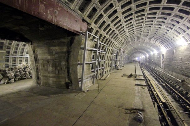 Власти Петербурга законсервируют строящиеся станции метро