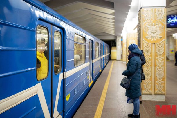 На время монтажа защитных экранов на 1-й и 2-й линиях метро реконструируемую станцию планируют закрывать