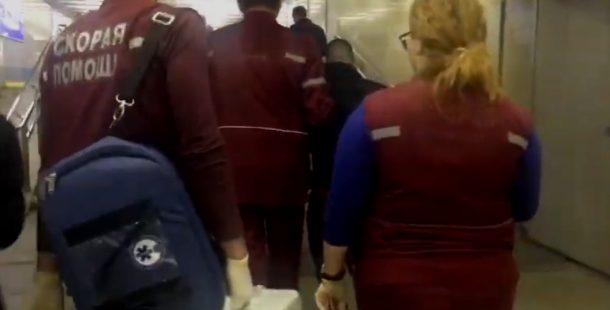 В минское метро не пустили женщину, которая просила «покурить травки»