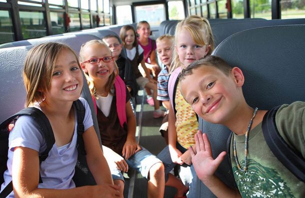 С какого возраста ребенок может ездить один в транспорте